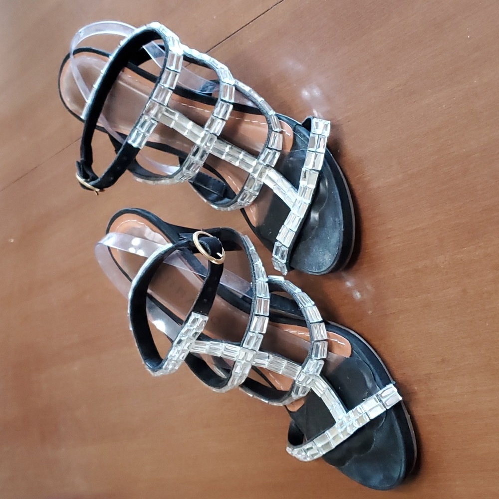 Carrano Heels - Picture 3 of 8